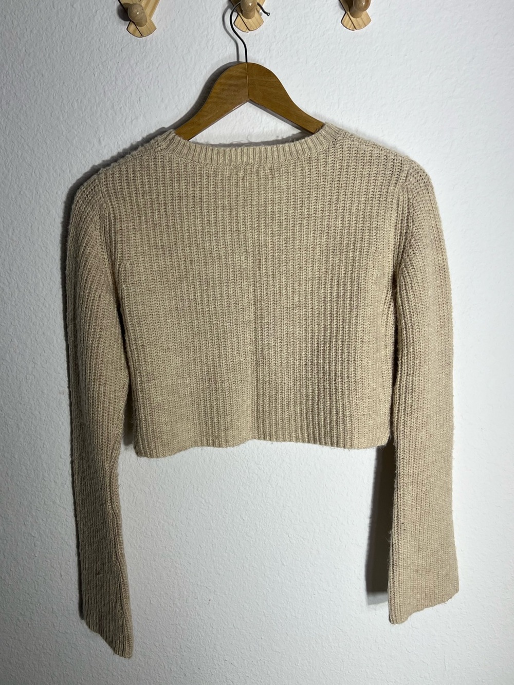 COTTON CANDY LA • cropped sweater - Picture 3 of 8